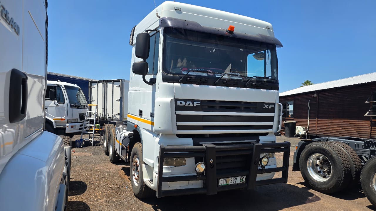 DAF 105 460