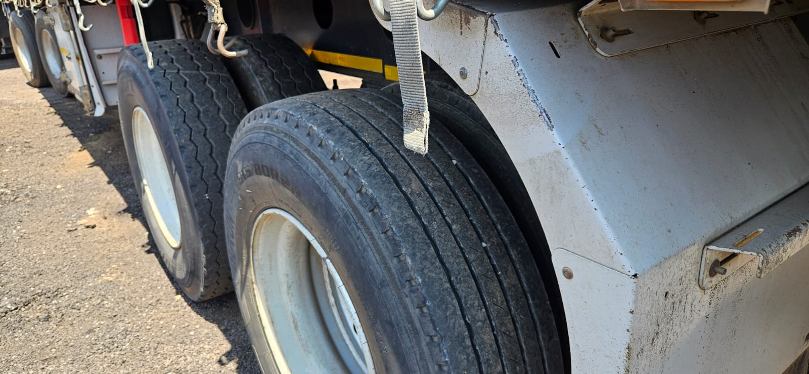 Afrit tautliner superlink trailer