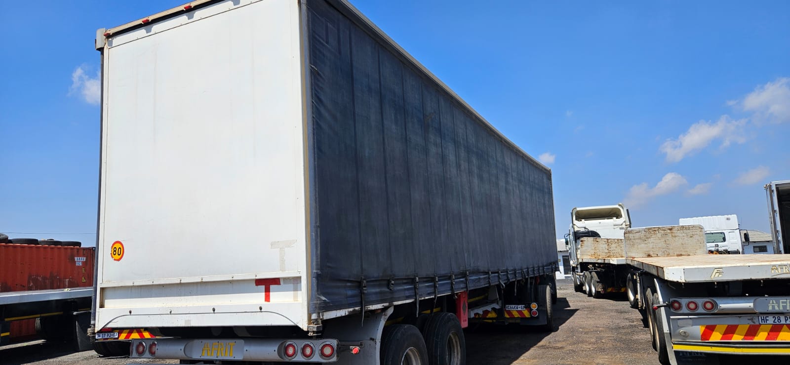 Afrit tautliner superlink trailer