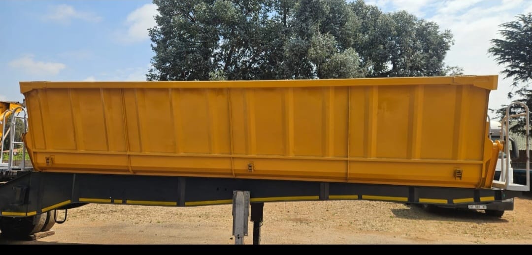 2017 CIMC Side tipper interlink trailer