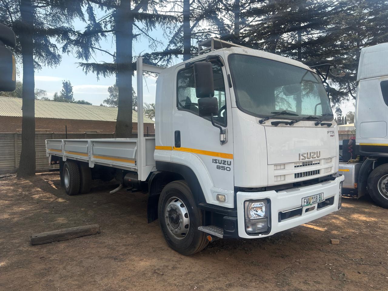 Isuzu FTR850
