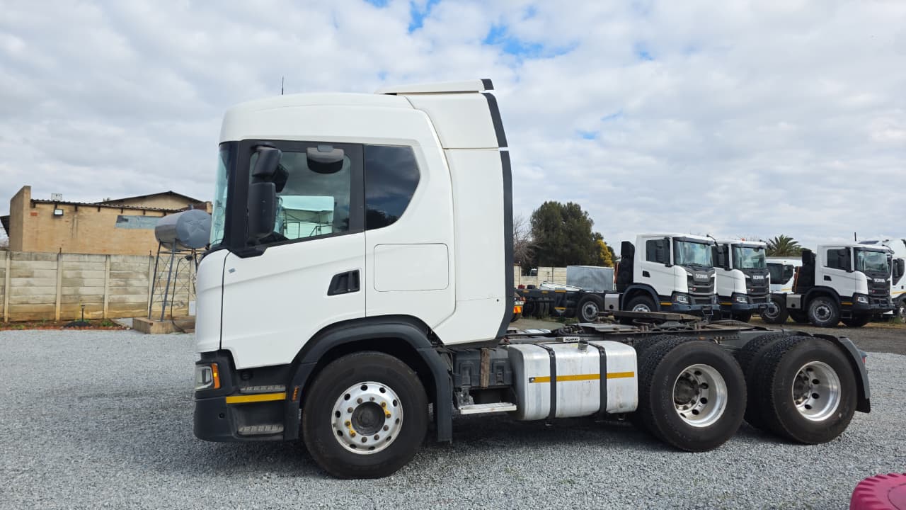 Scania G460