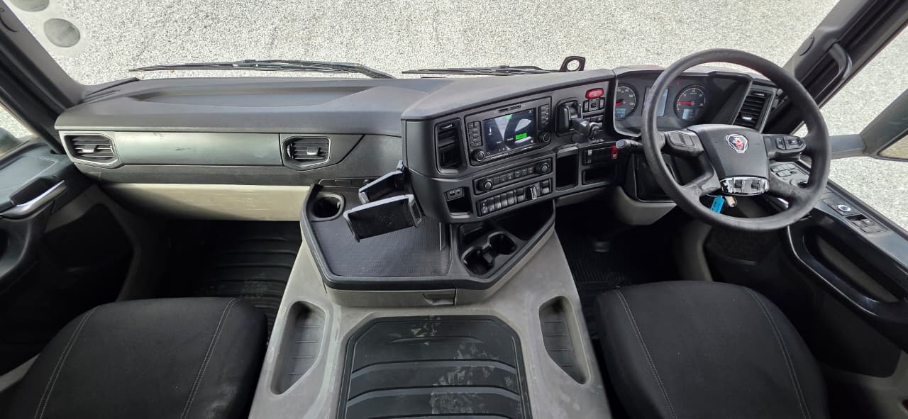 Scania G460