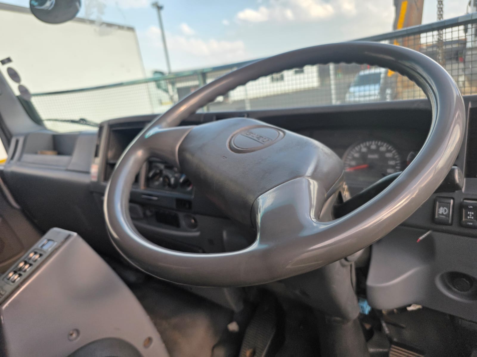 Isuzu FVZ 1400