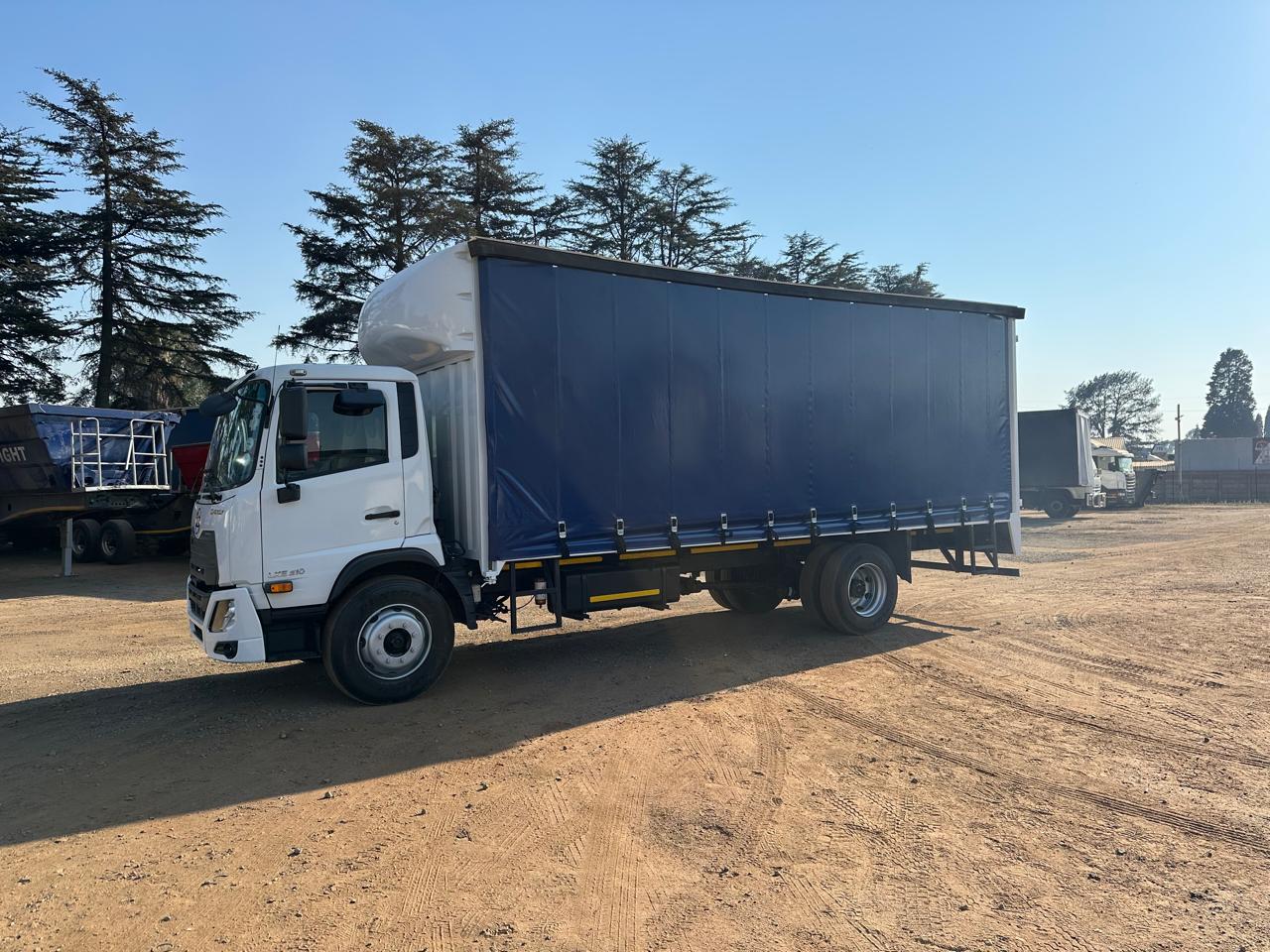 2019 UD Croner LKE 210
