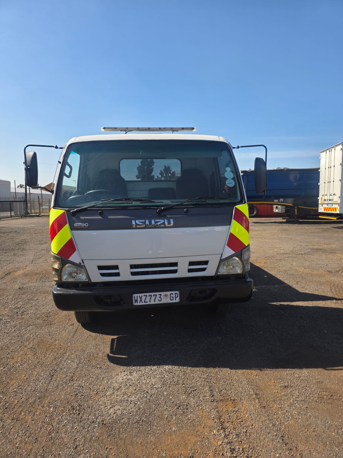 Isuzu NPR 400