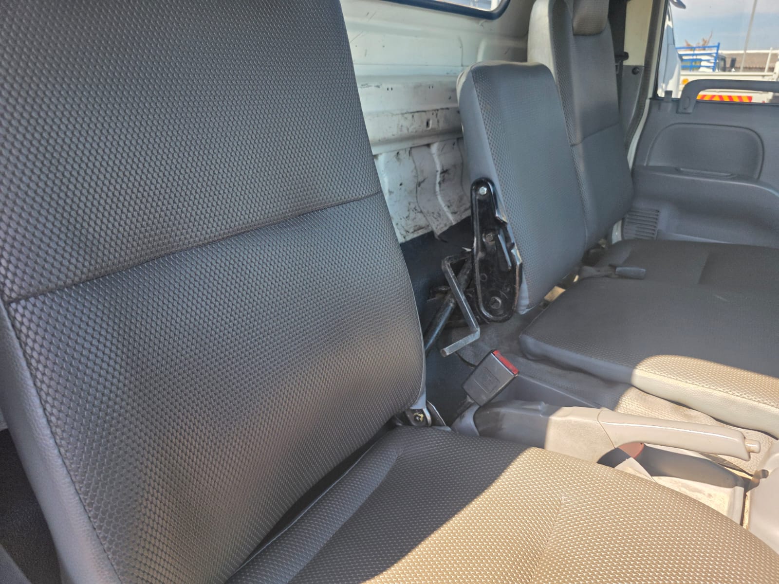 Isuzu NPR 400